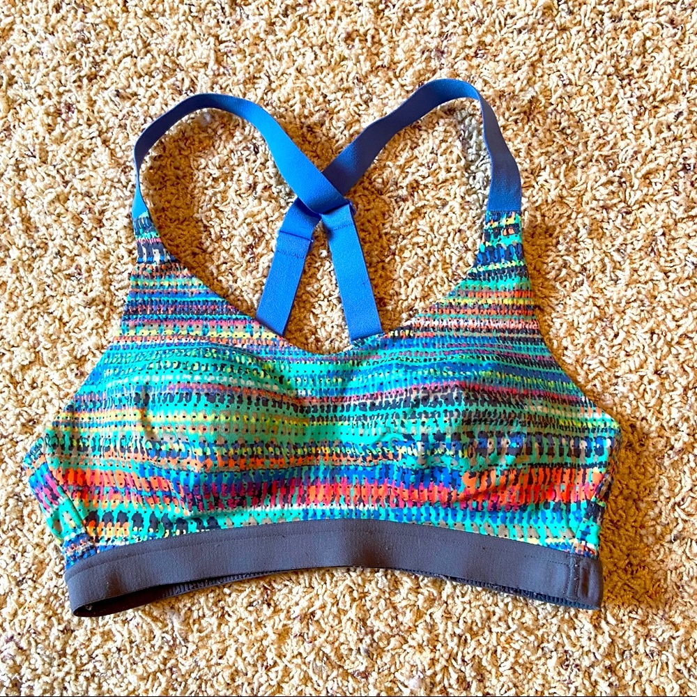 Victoria's Secret Sports Bra Lined 32B